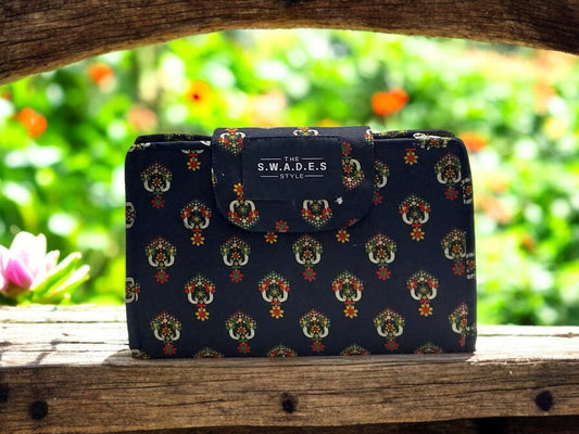 Black Motif 6-Pocket Clutch Pouch