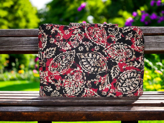 Blended Paisley 6-Pocket Clutch Pouch